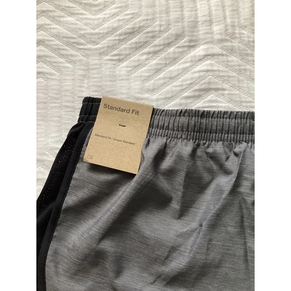 Nike‎ Kids Running Shorts Gray Black Dri-FIT Standard Fit Size M NWT